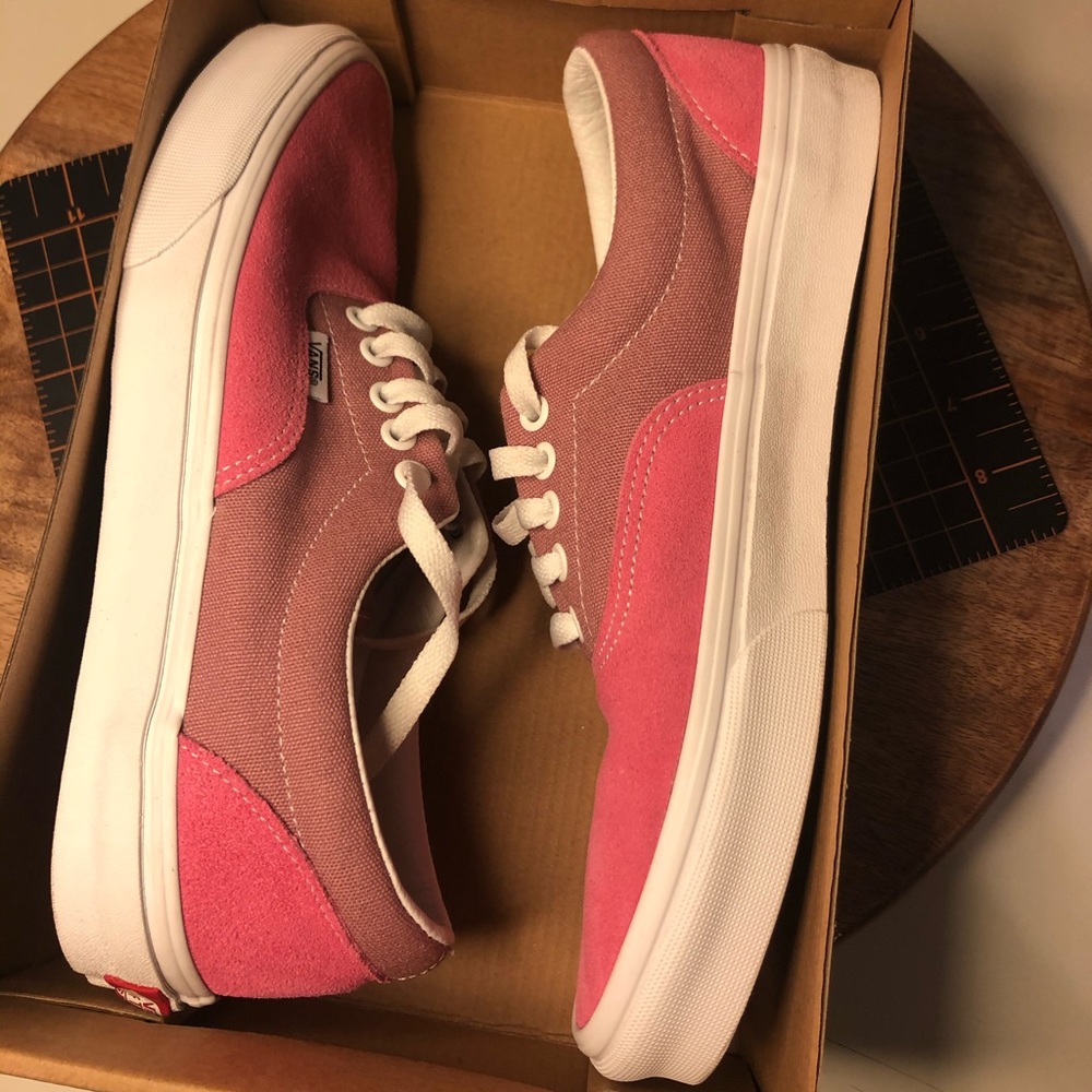 Vans eras pink mens sz 8.0